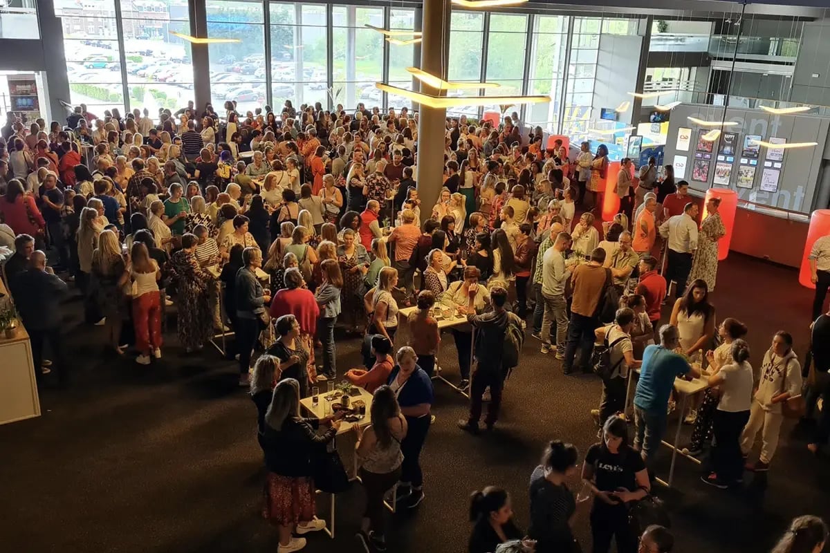 Receptieruimte voor grote groepen